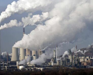 the-international-energy-agency-has-issued-a-warning-about-the-increasing-reliance-on-fossil-fuels